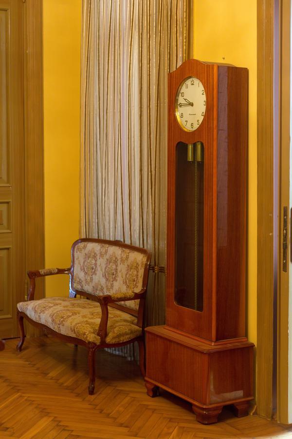 Royal Suite Apartment On Nizami Street Баку Экстерьер фото